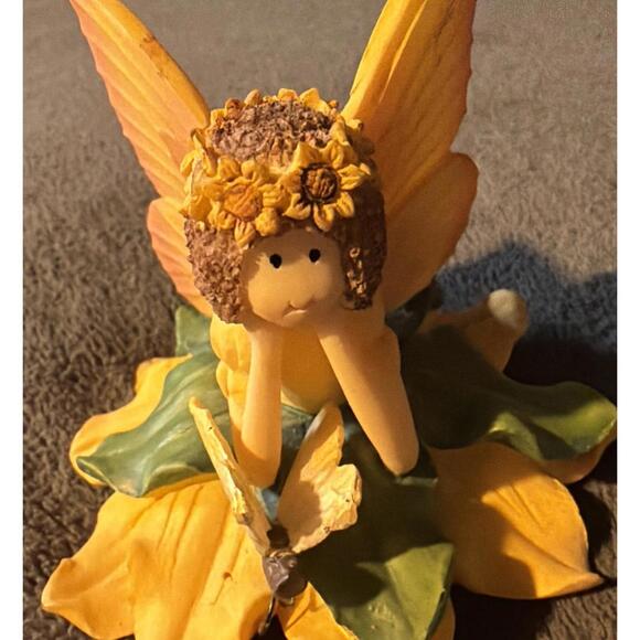 Vintage Collections Butterfly Fairies Resin Shelf Sitter Figurine - Picture 5 of 6